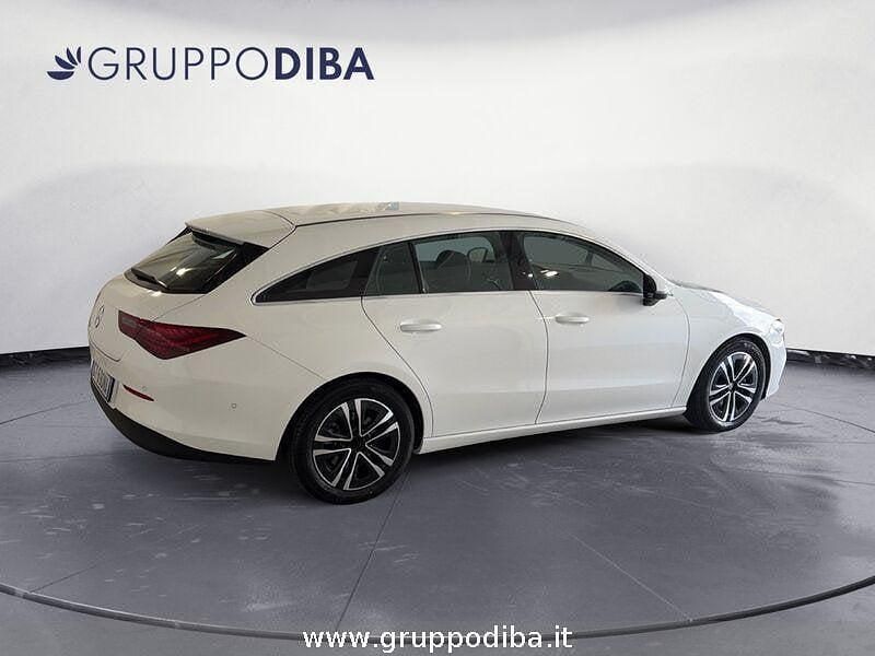 Gebraucht Mercedes CLA180 Advanced 115 PS (84 kW) 2025 Weiß Limousine