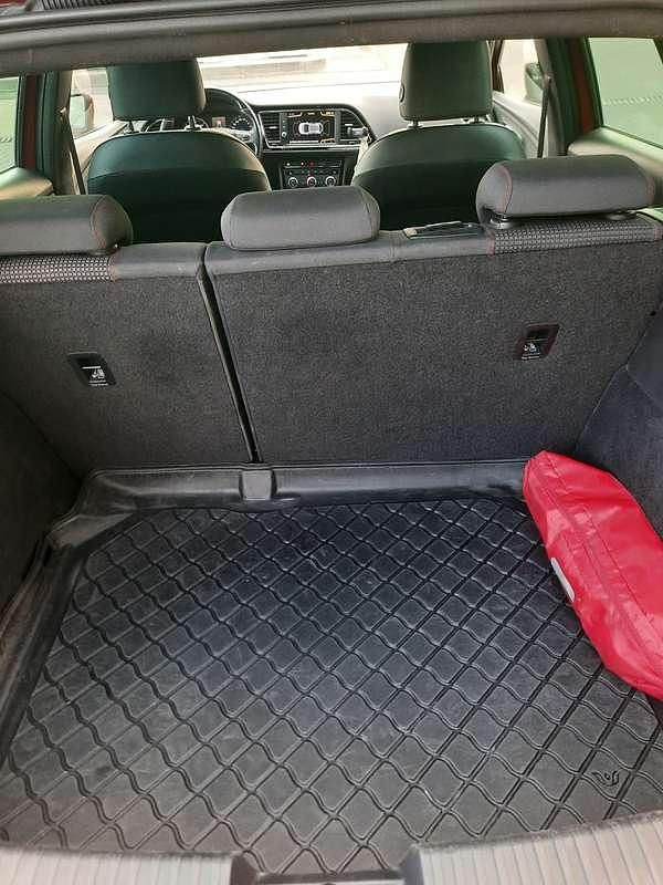 Usata Seat Leon XCELLENCE 150 CV (110 kW) 2017 Rosso Berlina