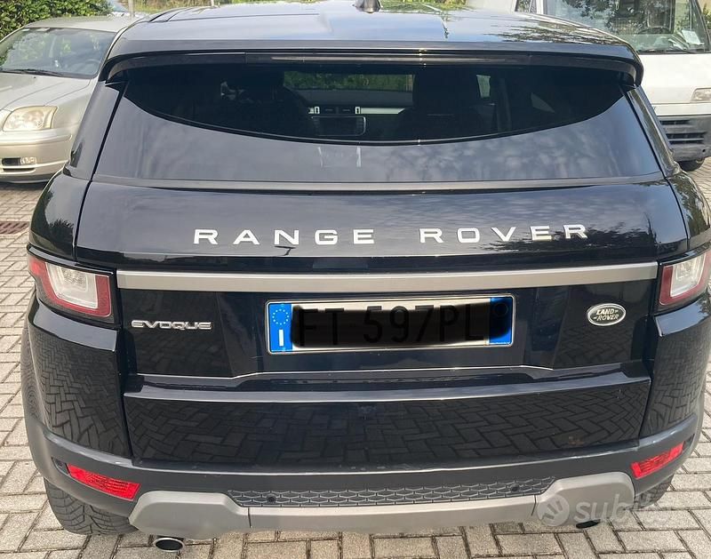 Usata Land Rover Range Rover evoque 2019 Nero SUV
