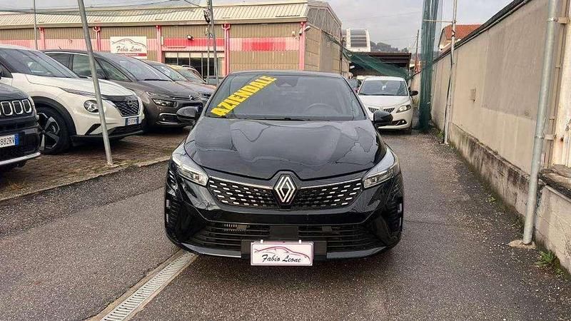 Käytetty Renault Clio V Techno 91 HP (66 kW) 2024 Musta Sedan