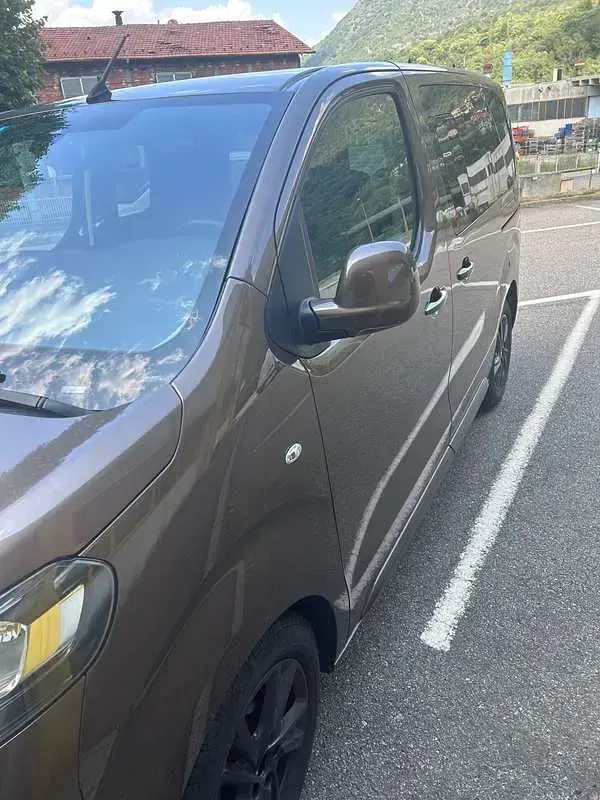 Usata Citroën Spacetourer 150 CV (110 kW) 2018 Marrone Monovolume