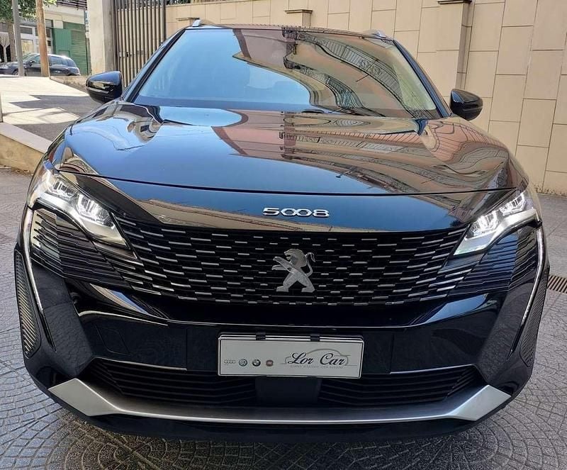 Nero Usata 2022 Peugeot 5008 Allure Monovolume | 21.800 € (Buon prezzo) - Immagine 1/4