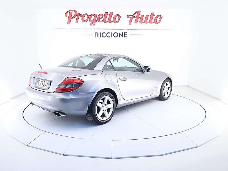 Usata Mercedes SLK200 184 CV (135 kW) 2011 Grigio Cabrio