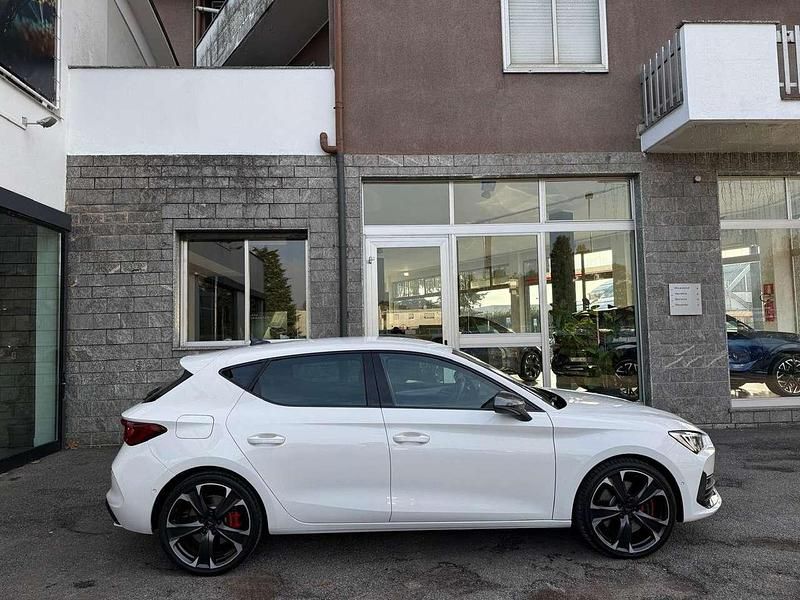 Usata Cupra Leon VZ2 245 CV (180 kW) 2023 Bianco Berlina