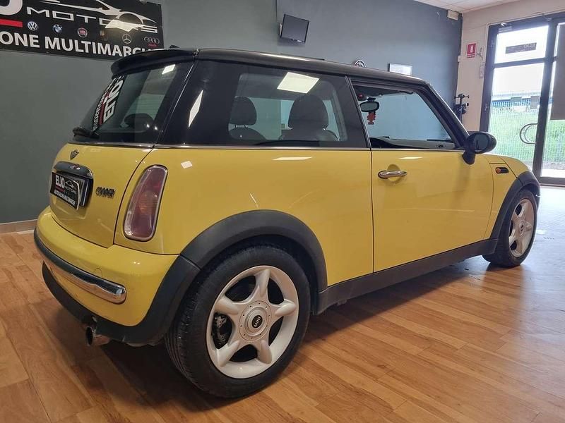 Occasion Mini Cooper 116 ch (85 kW) 2003 Jaune Citadine