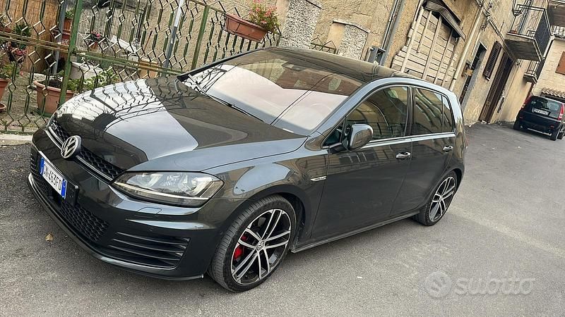Usata VW Golf VII GTD 184 CV (135 kW) 2014 Grigio Utilitaria