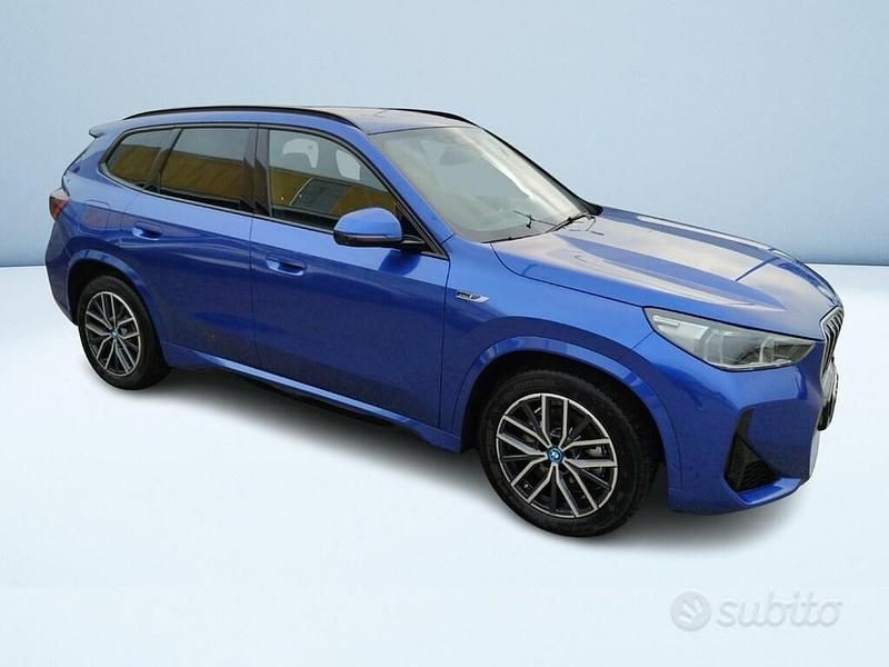 Usata BMW X1 M Sport 326 CV (239 kW) 2023 Blu metallizzato SUV
