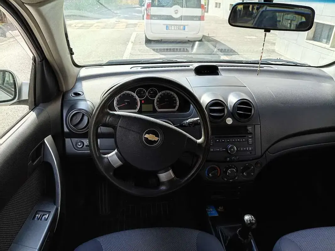 Usata Chevrolet Aveo 84 CV (61 kW) 2010 Berlina
