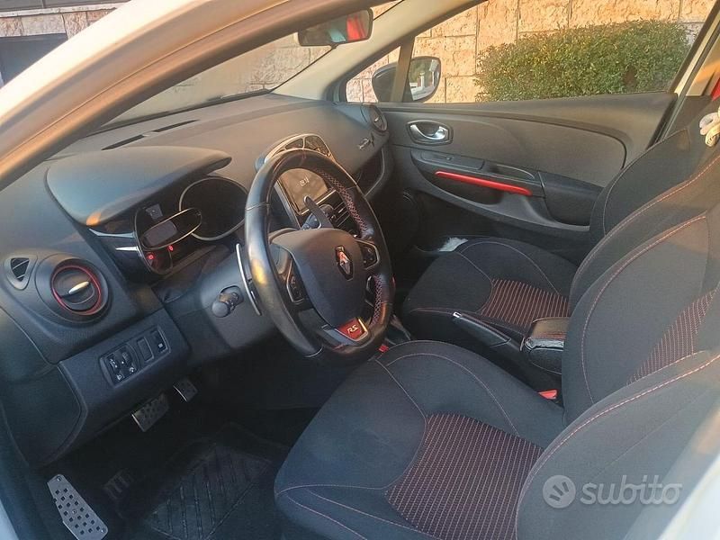 Usata Renault Clio IV R.S. 200 CV (147 kW) 2016 Bianco Utilitaria