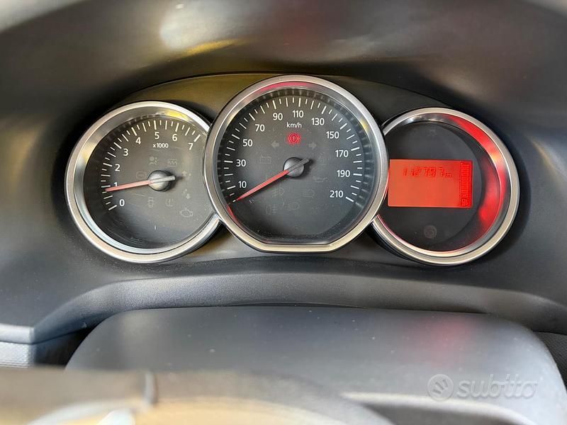 Usata Dacia Sandero Stepway 95 CV (69 kW) 2019 Marrone Berlina