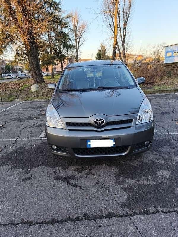 Usata Toyota Corolla 129 CV (94 kW) 2005 Station wagon