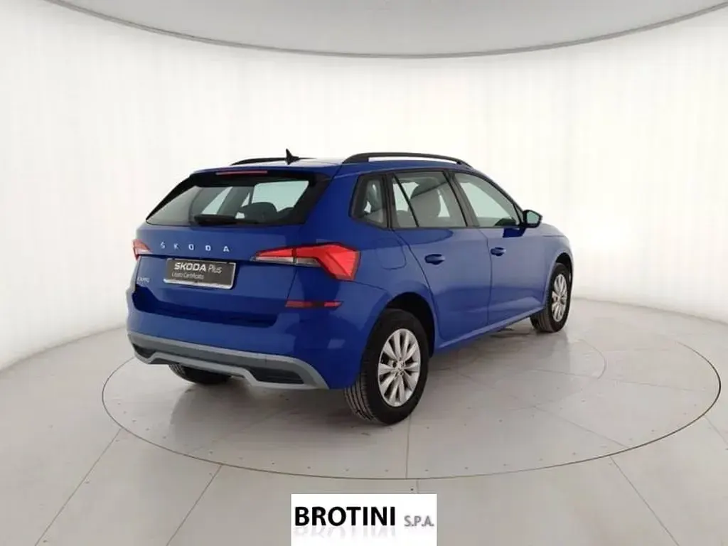 Usata Skoda Kamiq Ambition 95 CV (69 kW) 2022 Blu metallizzato SUV
