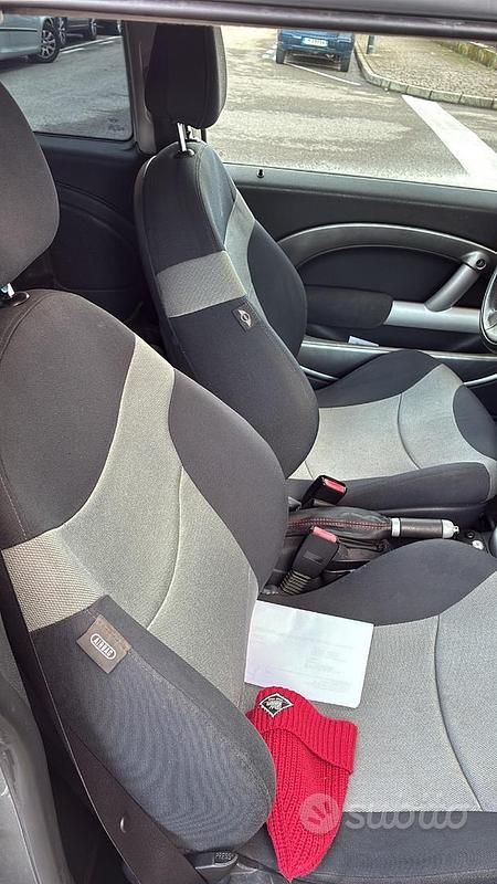 Usata Mini Cooper S 2003 Grigio Utilitaria