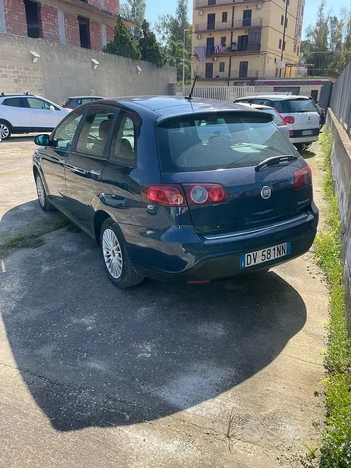 Usata Fiat Croma Dynamic 120 CV (88 kW) 2009 Blu Station wagon