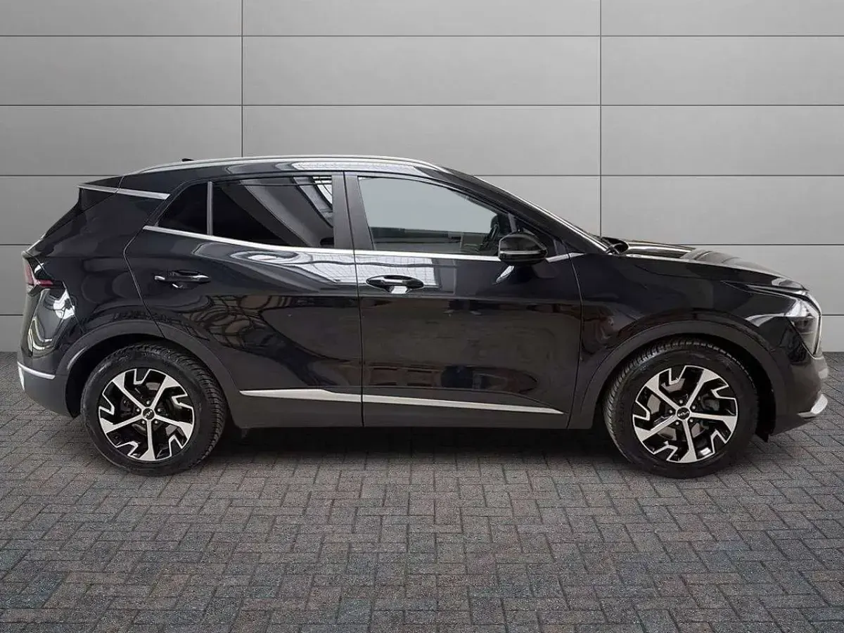 Usata Kia Sportage Style 136 CV (100 kW) 2022 Nero SUV
