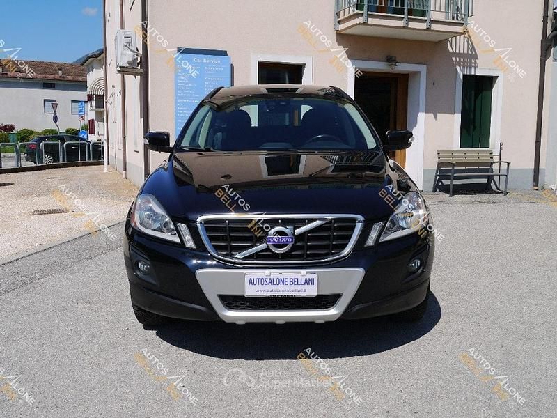 Usata Volvo XC60 Momentum 205 CV (150 kW) 2010 Nero metallizzato SUV