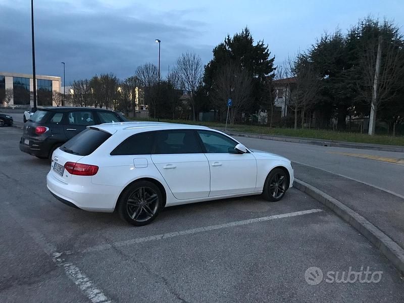 Usata Audi A4 150 CV (110 kW) 2014 Bianco Station wagon