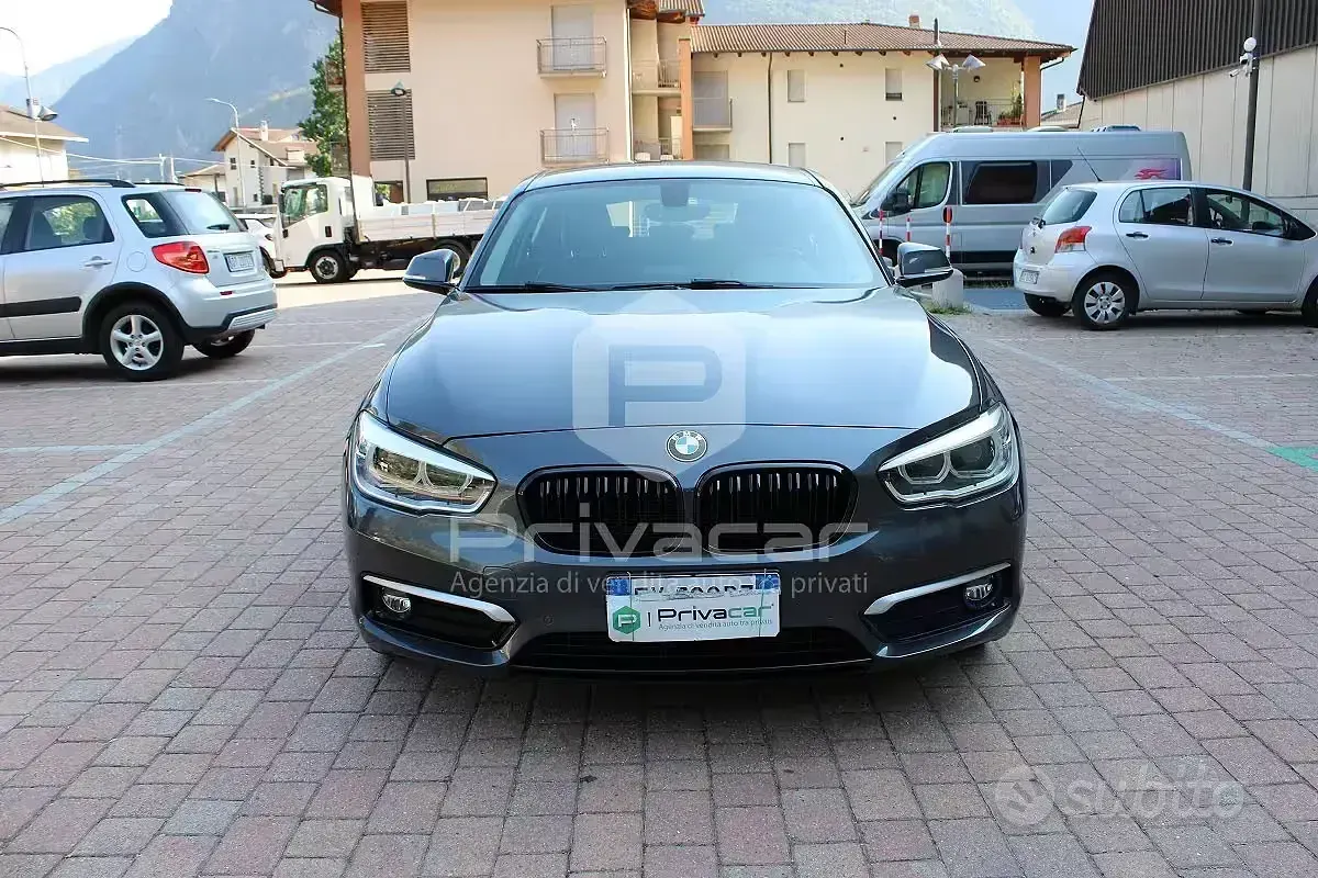 Usata BMW 116 Efficient Dynamics 116 CV (85 kW) 2019 Grigio Utilitaria