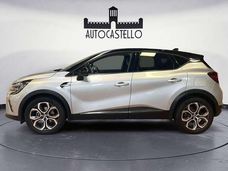 Usata Renault Captur Intens 92 CV (67 kW) 2022 Argento tetto nero SUV