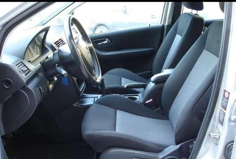 Usata Mercedes 180 197 CV (144 kW) 2005 Argento Berlina