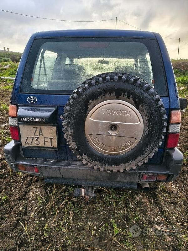 Usata Toyota Land Cruiser 125 CV (91 kW) 2000 Blu/azzurro SUV