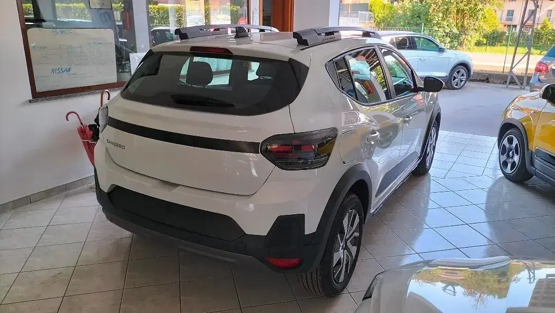 Nuova Dacia Sandero Expression 119 CV (87 kW) 2026 Bianco SUV