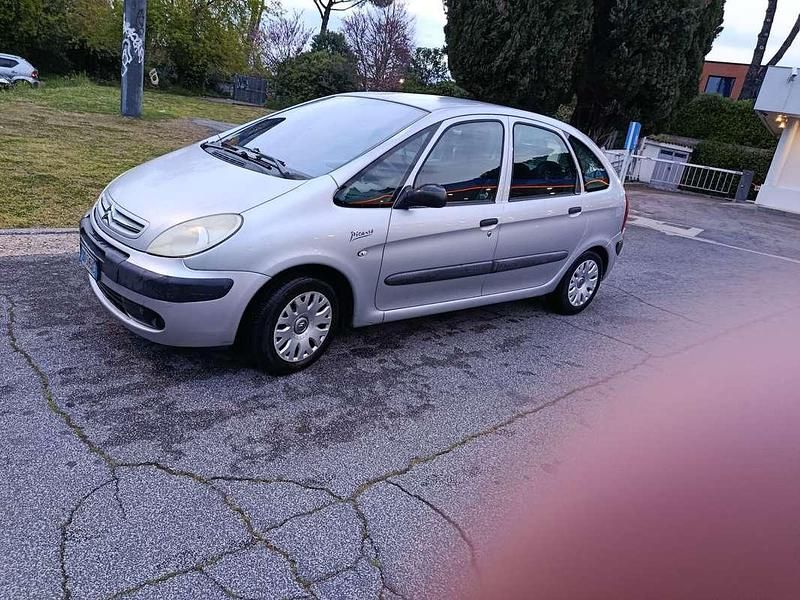 Usata Citroën Xsara Picasso 122 CV (89 kW) 2006 Argento Monovolume