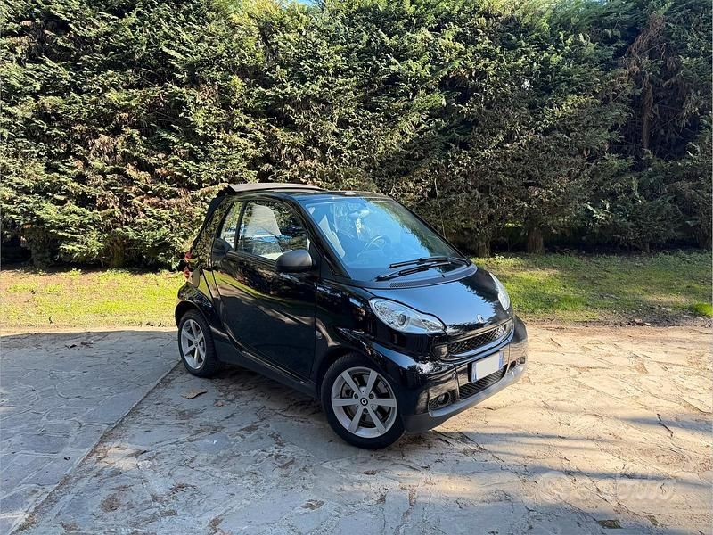 Usata Smart ForTwo Cabrio 84 CV (61 kW) 2008 Nero Cabrio