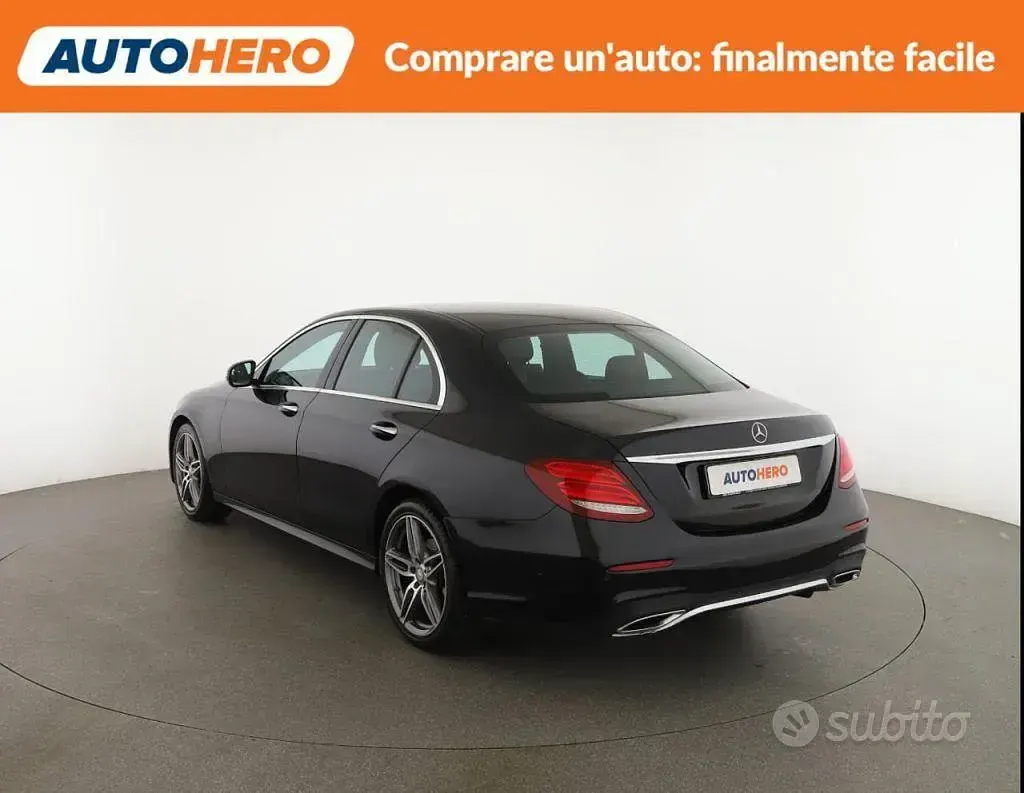 Usata Mercedes E220 AMG line 194 CV (142 kW) 2017 Nero Berlina