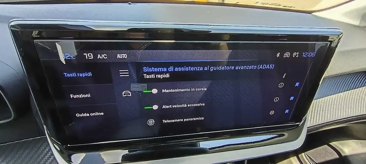 Nuova Peugeot 208 Allure 101 CV (74 kW) 2026 Nero Utilitaria