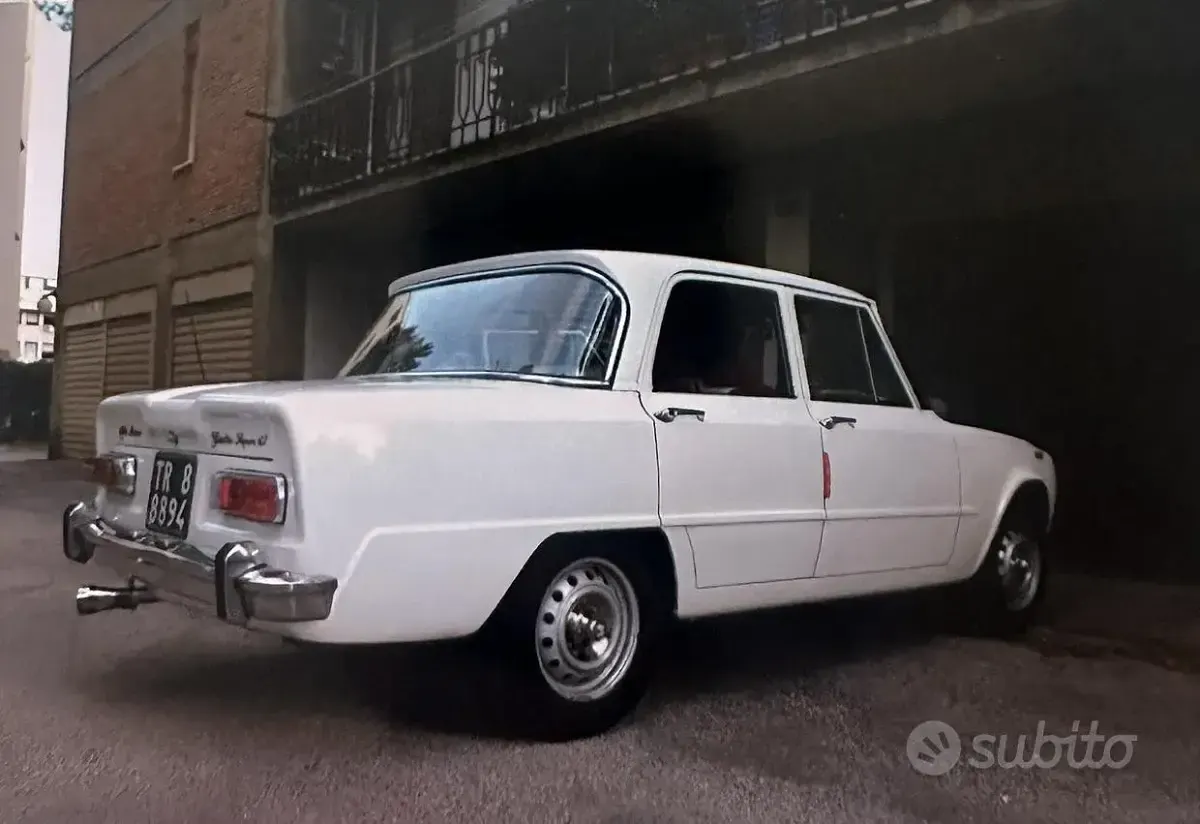 Usata Alfa Romeo Giulia Super 82 CV (60 kW) 1970