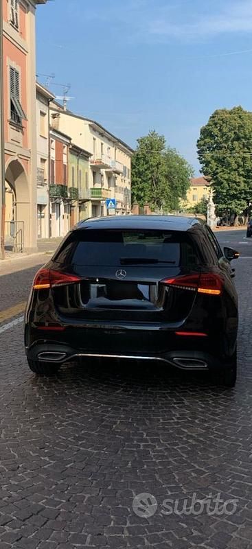 Usata Mercedes A180 Premium 2019 Nero Berlina
