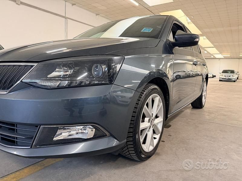 Usata Skoda Fabia Design Edition 75 CV (55 kW) 2017 Grigio Berlina