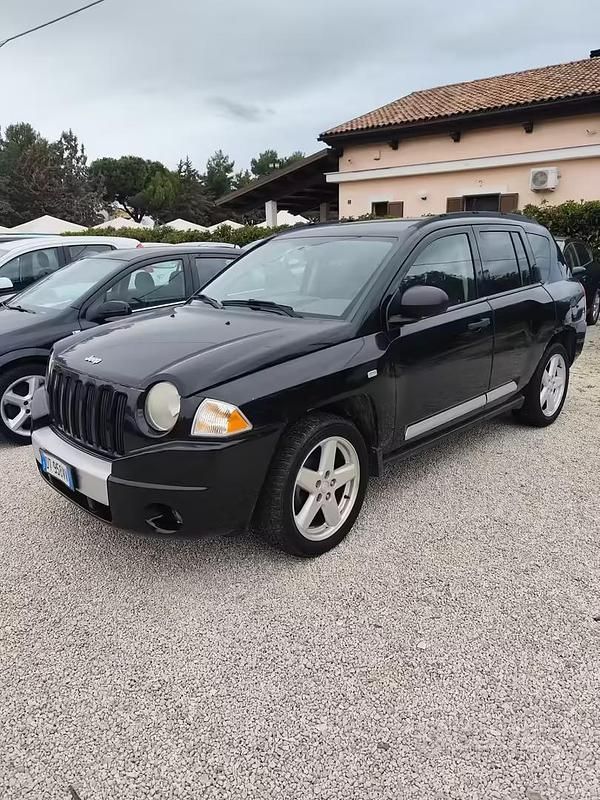 Usata Jeep Compass Limited 140 CV (102 kW) 2009 Nero SUV