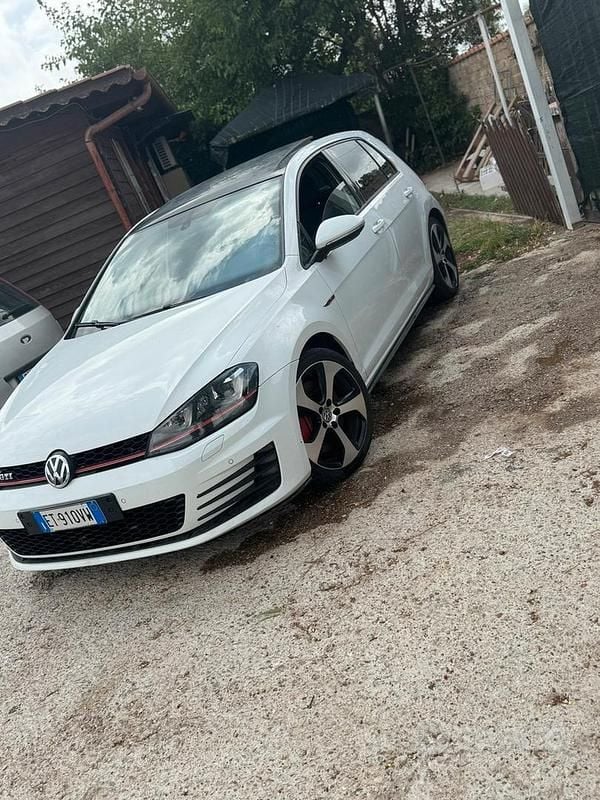 Bianco Usata 2014 VW Golf VII GTI Due volumi | 16.500 € (Buon prezzo) - Immagine 1/4