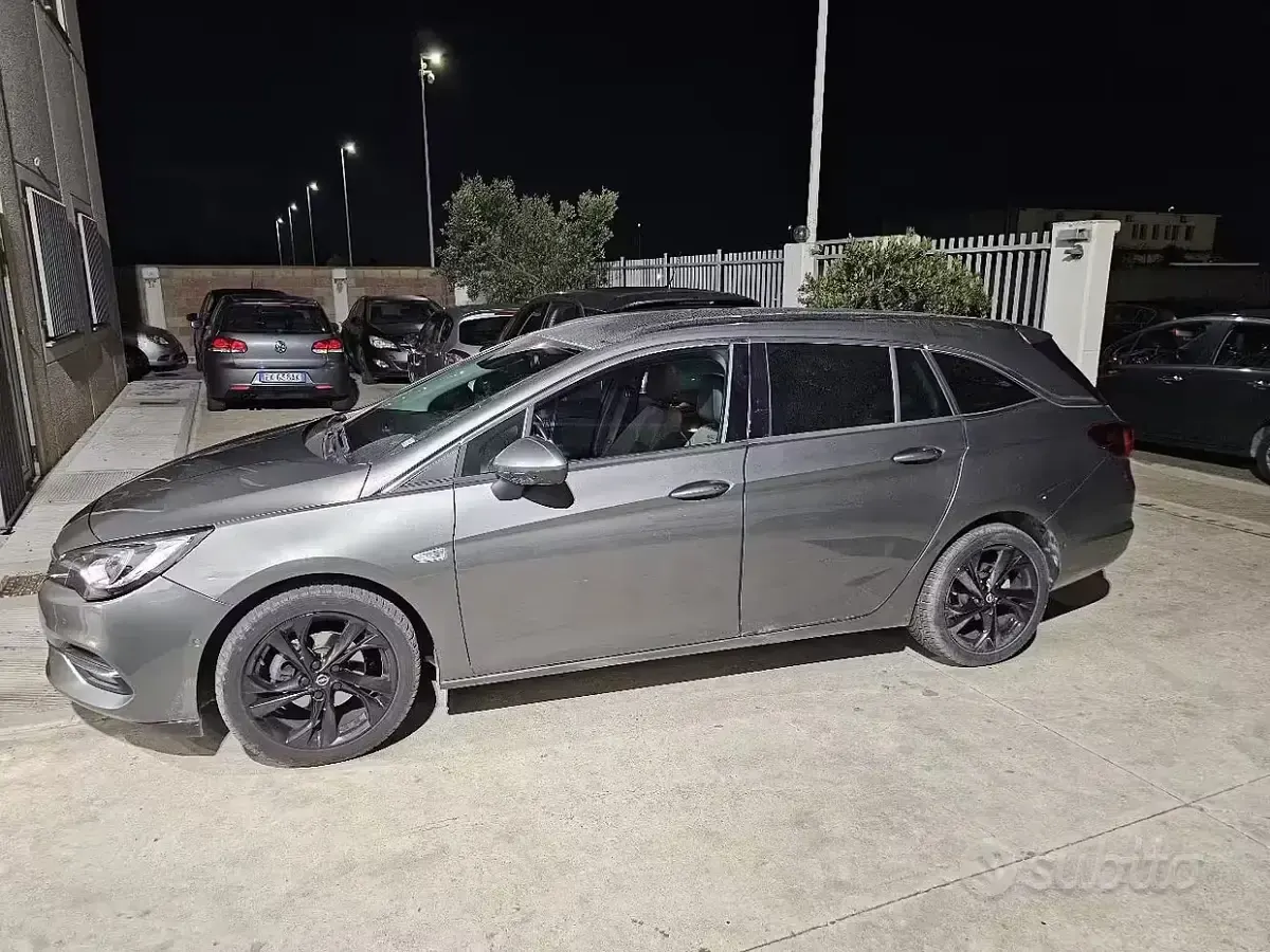 Usata Opel Astra 122 CV (89 kW) 2020 Grigio Station wagon