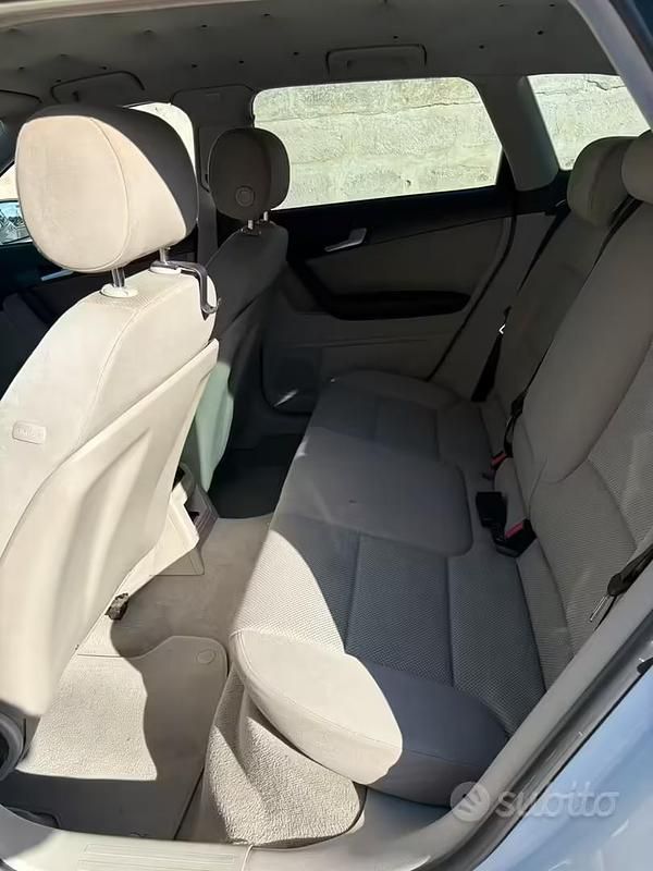 Usata Audi A3 105 CV (77 kW) 2011 Bianco Utilitaria
