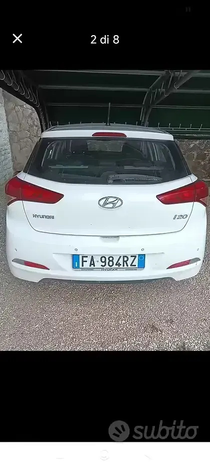 Begagnad Hyundai i20 75 HK (55 kW) 2015 Sedan