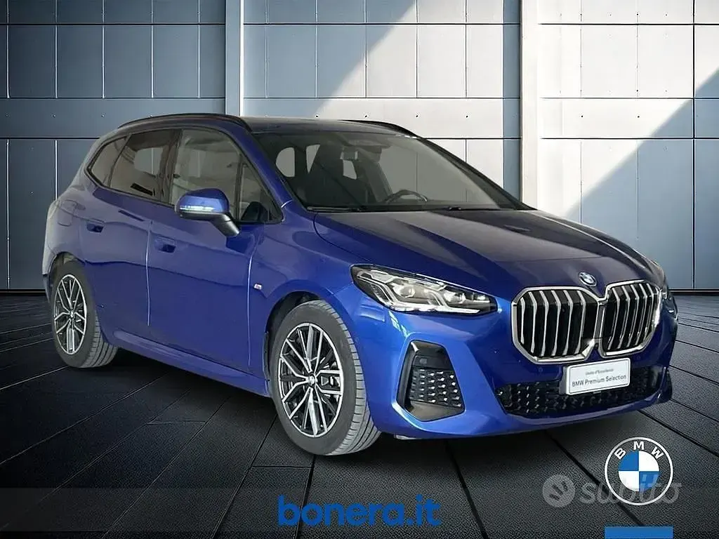 Usata BMW 220 Active Tourer M Sport 156 CV (114 kW) 2022 Blu Monovolume
