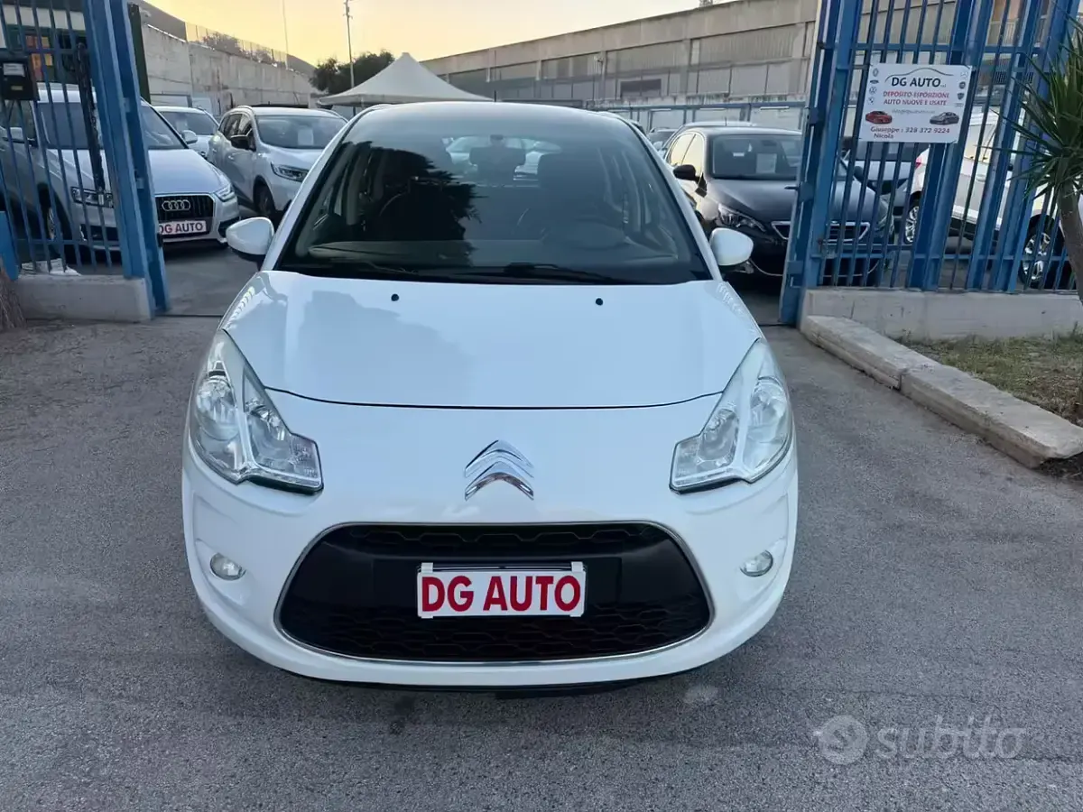 Usata Citroën C3 Exclusive 60 CV (44 kW) 2012 Bianco Berlina