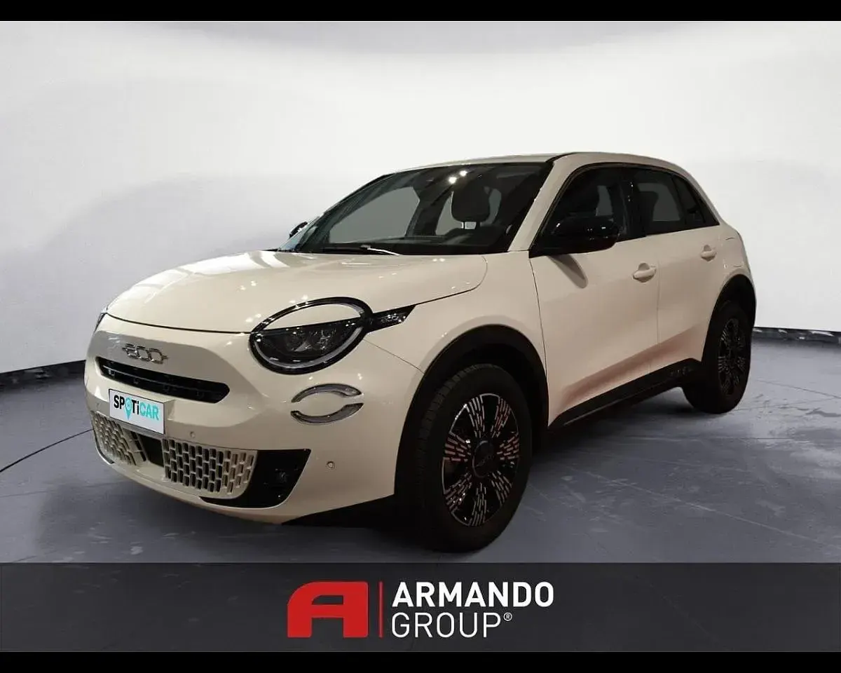 Usata Fiat 600 145 CV (106 kW) 2025 SUV