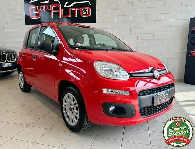 Usata Fiat Panda Pop 69 CV (50 kW) 2020 Rosso Utilitaria
