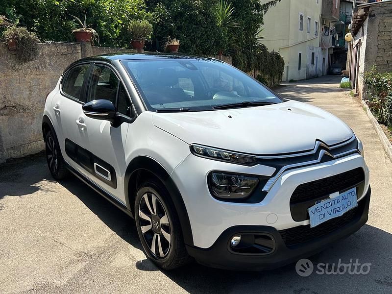 Bianco Usata 2022 Citroën C3 PureTech Due volumi | 12.850 € (Buon prezzo) - Immagine 1/4