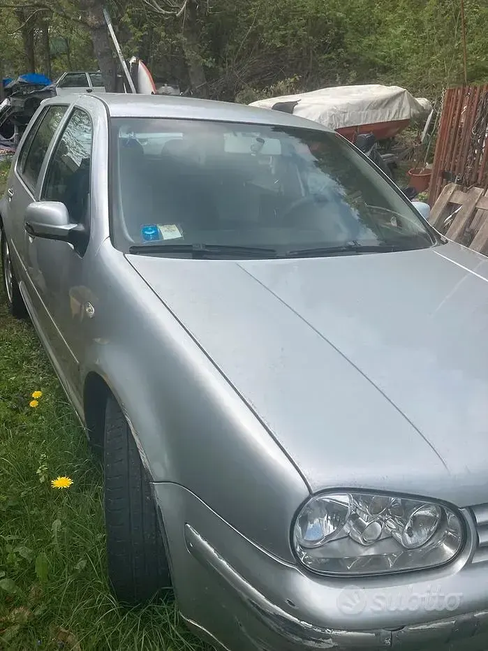 Usata VW Golf IV 130 CV (95 kW) 2002 Berlina