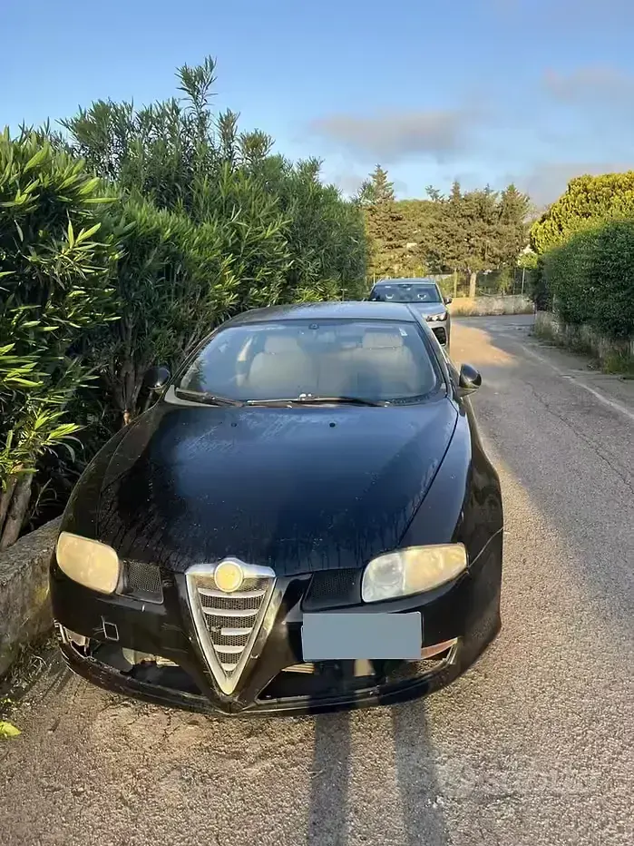 Usata Alfa Romeo GT 150 CV (110 kW) 2006 Nero Coupé