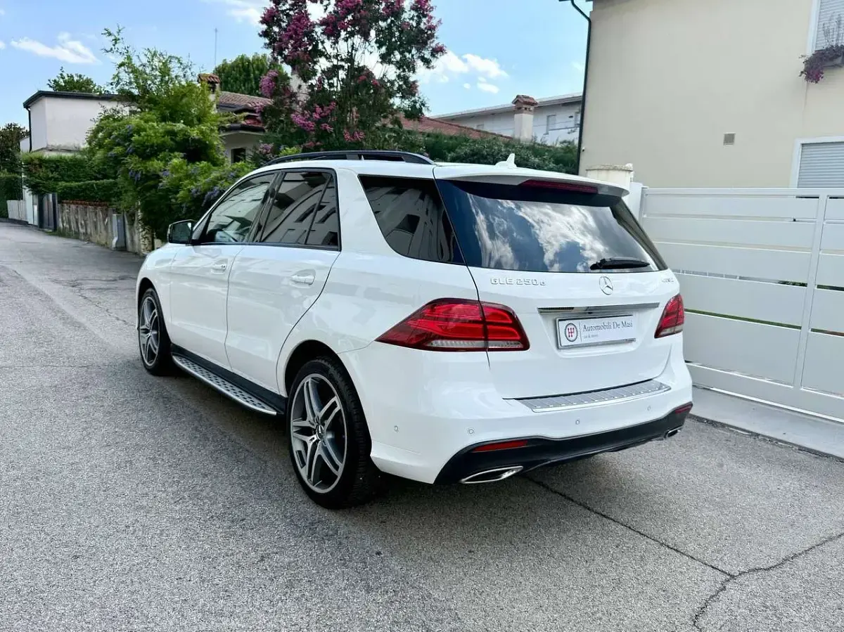 Usata Mercedes GLE250 Premium Plus 204 CV (150 kW) 2015 Bianco SUV