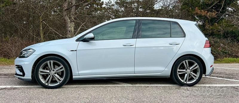 Usata VW Golf VII R-line 150 CV (110 kW) 2018 Bianco Berlina