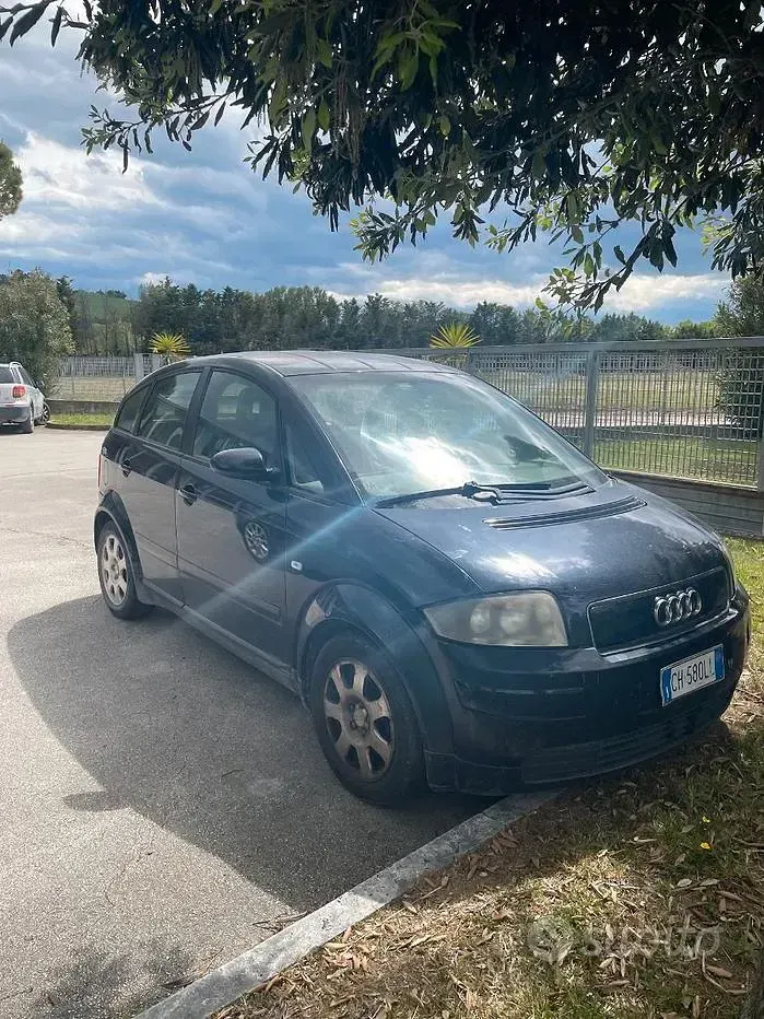 Usata Audi A2 75 CV (55 kW) 2003 Blu Utilitaria