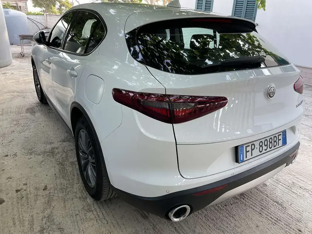 Usata Alfa Romeo Stelvio Super 150 CV (110 kW) 2018 SUV