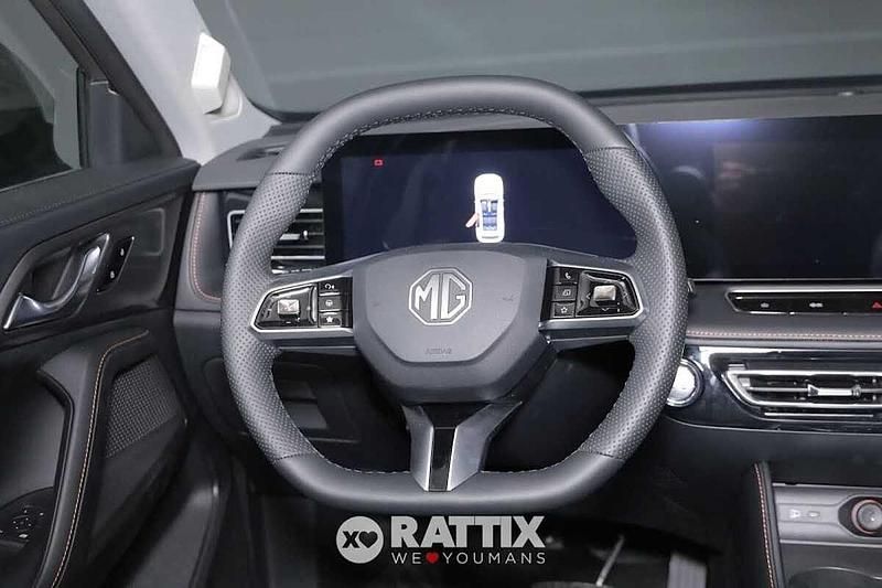 Nuova MG HS Luxury 170 CV (125 kW) 2026 Sterling silver SUV